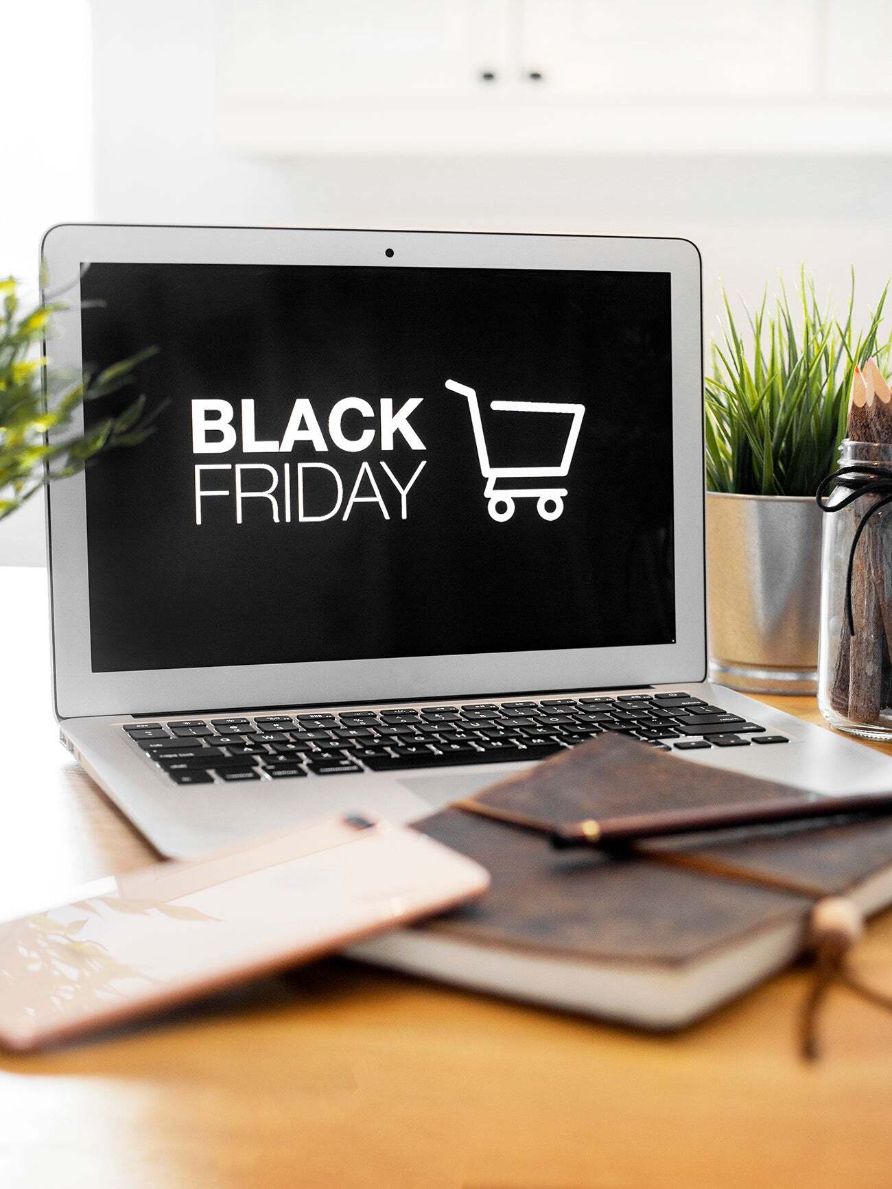 black-friday-laptop-screen
